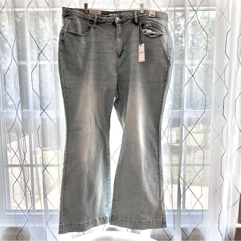 Judy Blue Light Gray High Rise Jeans